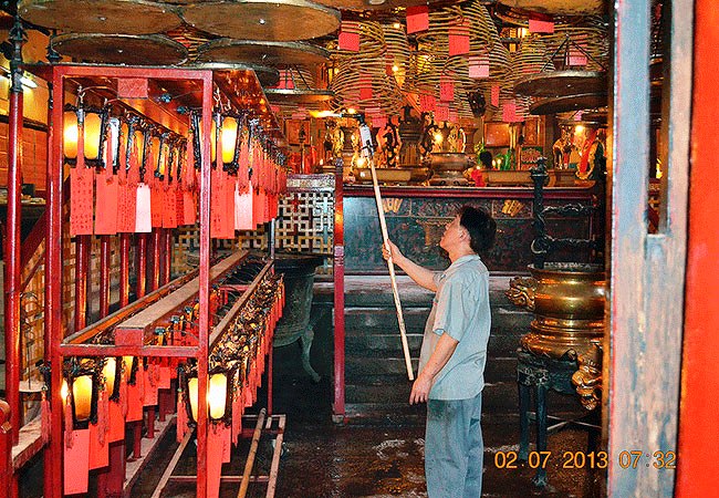 2-HongKong