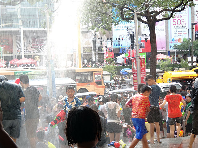 songkran 3